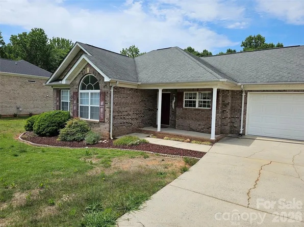 2823 Gourdvine Dr, Marshville, NC 28103
