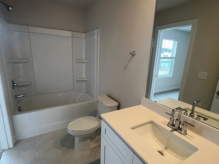 1725 Braemar Village Dr — Photo 15