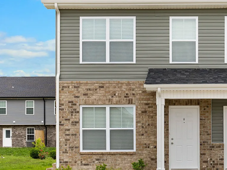 2209 Eldos Trace Cir — Photo 5