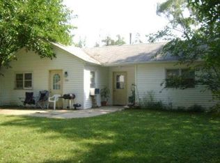 3505 Sunnyslope Dr, Burlington, WI 53105