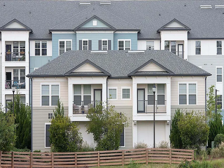 TRAILSIDE VERDAE APARTMENTS — Photo 14