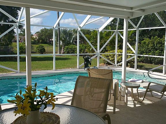 3rd image of 1934 SE West Dunbrooke Cir