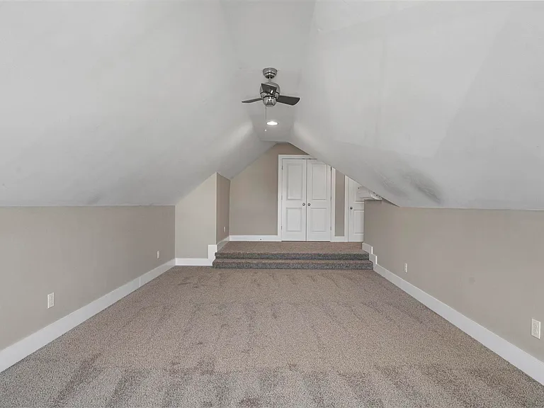 457 Adalynn Cir — Photo 22