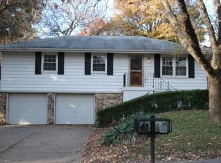 1909 SW Keystone Dr, Blue Springs, MO 64014