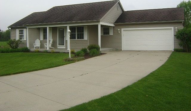 1st image of 57851 Brook Valley Ct