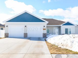 1492 71st Ave S, Fargo, ND