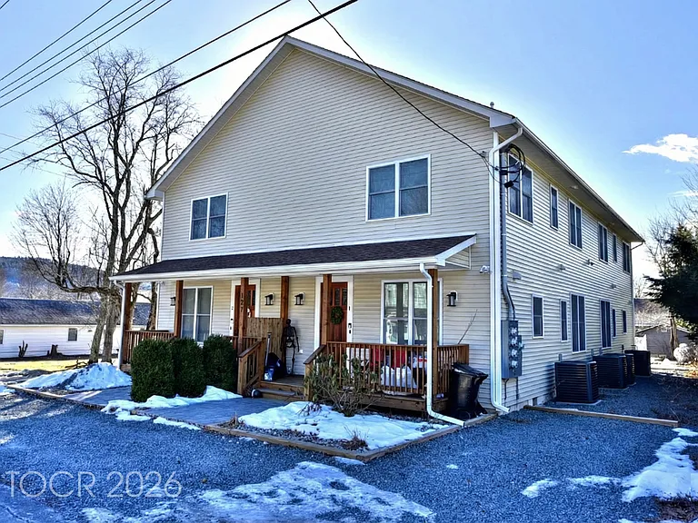 127 Pine St — Photo 1