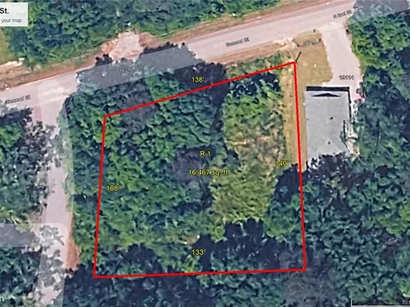 2nd St, Covington, LA 70433