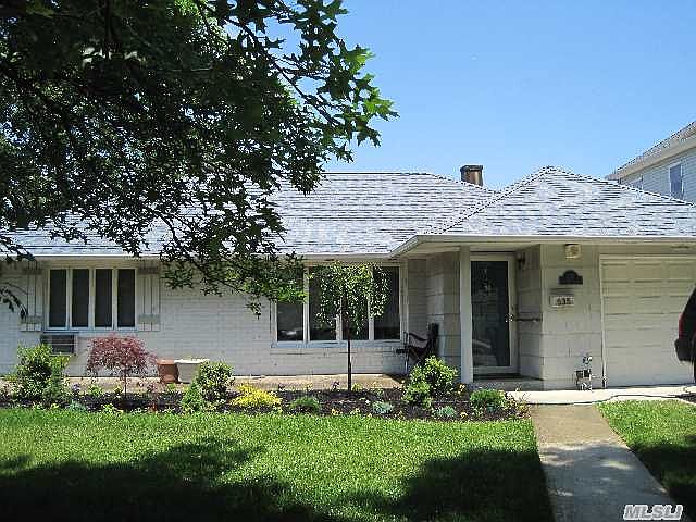 1st image of 535 Derby Dr S