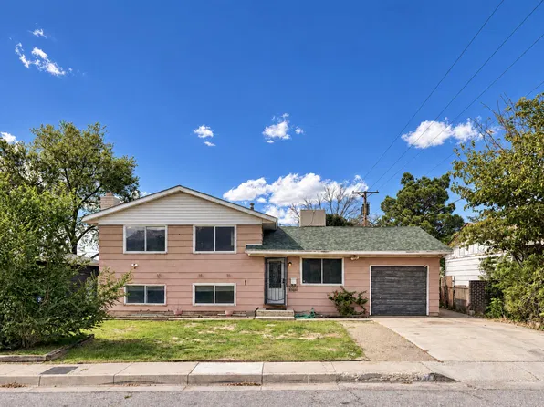 2827 Dorothy St NE, Albuquerque, NM 87112