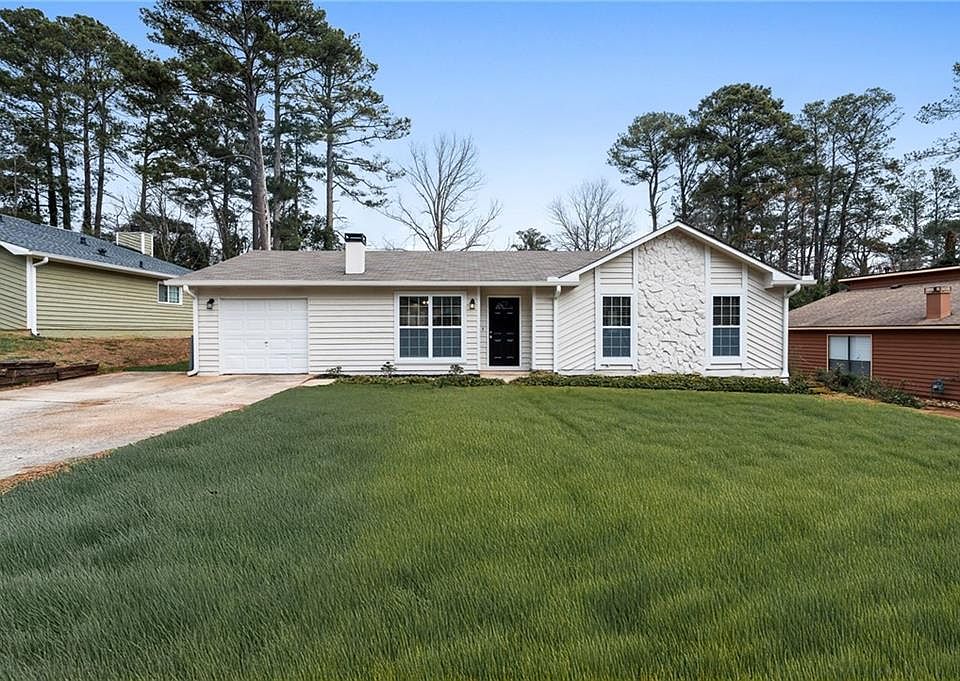 1st image of 8160 Winewood Way