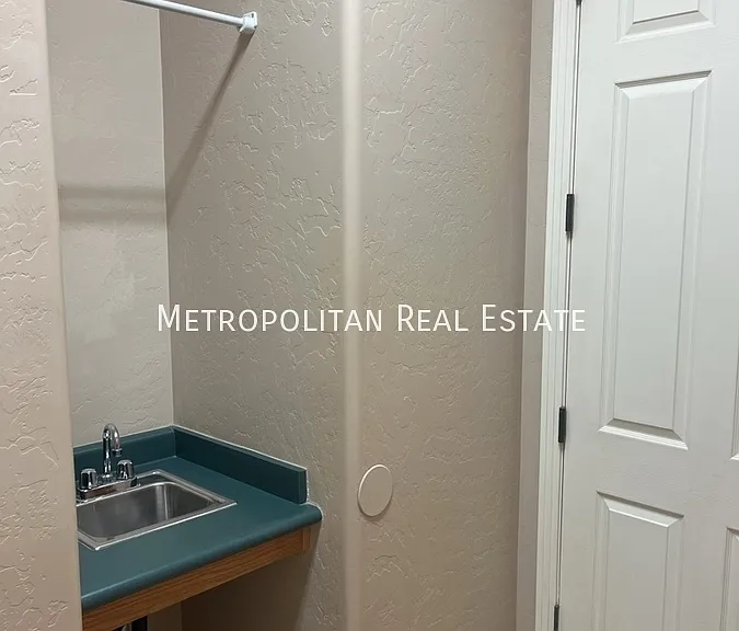 14366 W Cypress St — Photo 11