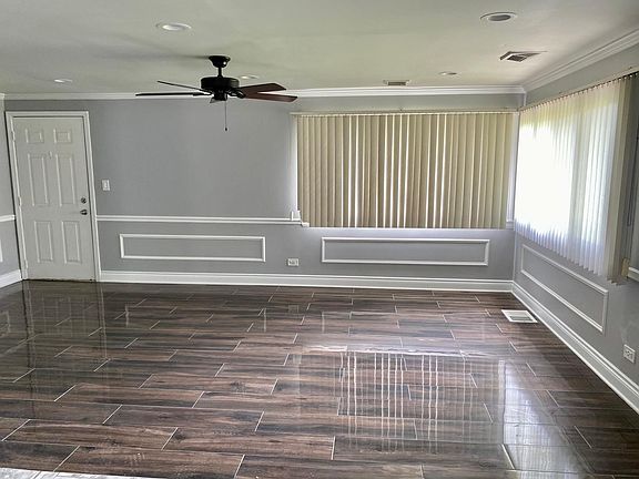 2nd image of 5037 Elm Circle Dr