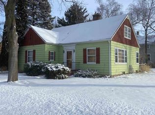 1402 Wisconsin Ave, Oshkosh, WI 54901