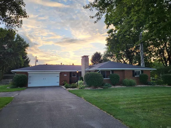 2331 S Country Club Rd, Warsaw, IN 46580
