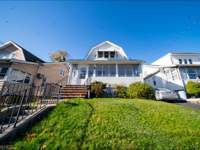 618 Selfmaster Pkwy, Union, NJ, 07083