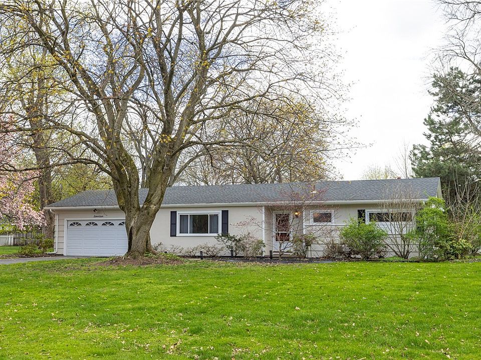 1st image of 17 Butternut Dr