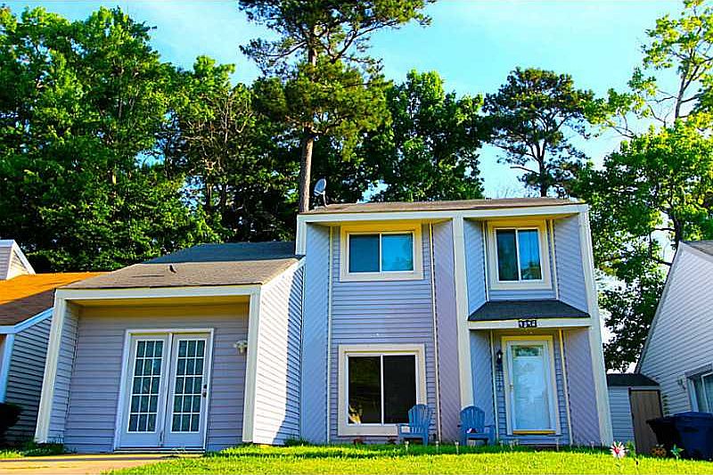 1st image of 1417 Bridle Creek Blvd