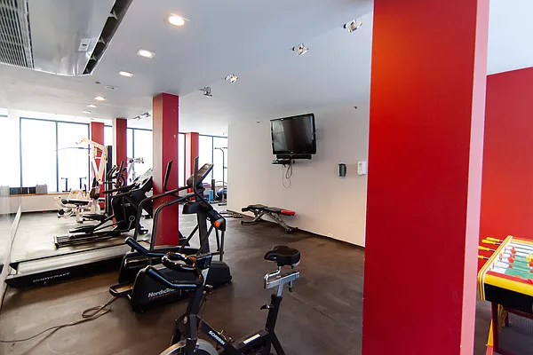 Rented by Corcoran | media 21