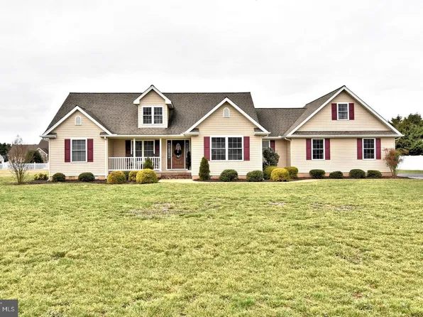 32742 Tussock Dr, Laurel, DE 19956