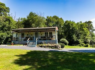351 Blackstone St, Blackstone, MA 01504