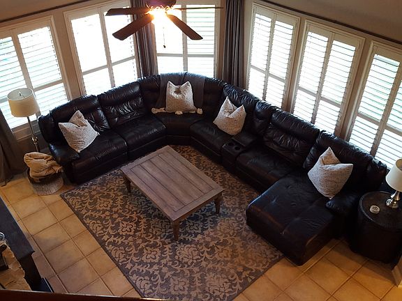 3rd image of 3222 Oakland Lake Cir