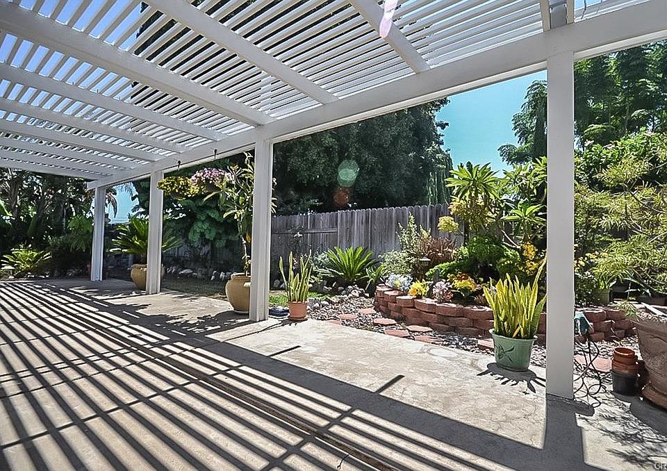 2nd image of 1872 Sandwood Pl