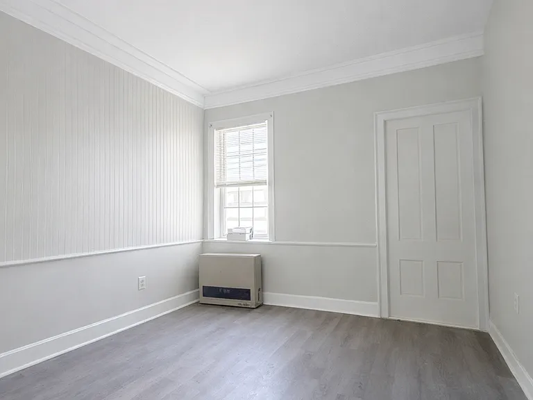 18 Union St #3 — Photo 6