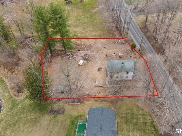 21 Codfish Hill Rd Extension, Bethel, CT 06801