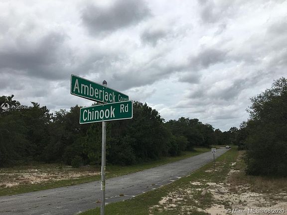 5th image of 318 Amberjack Ct