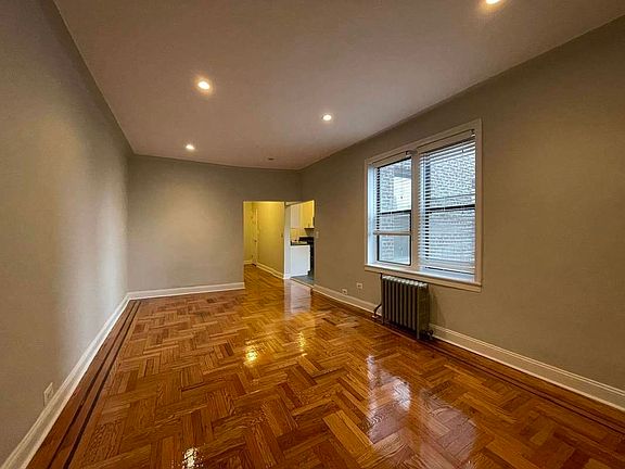 5th image of 118-18 Union Tpke #22