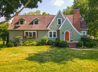 195 Riverside Dr, Troy, OH 45373