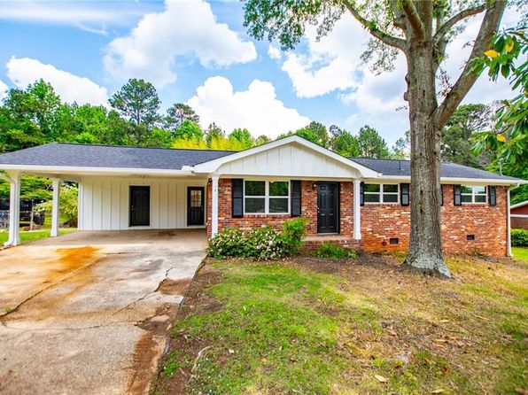 6213 Cherry Ln, Douglasville, GA 30134
