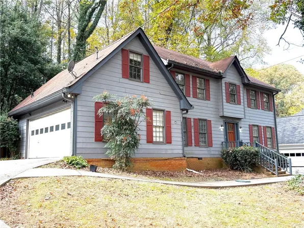 1337 Arlene Ct, Lilburn, GA 30047