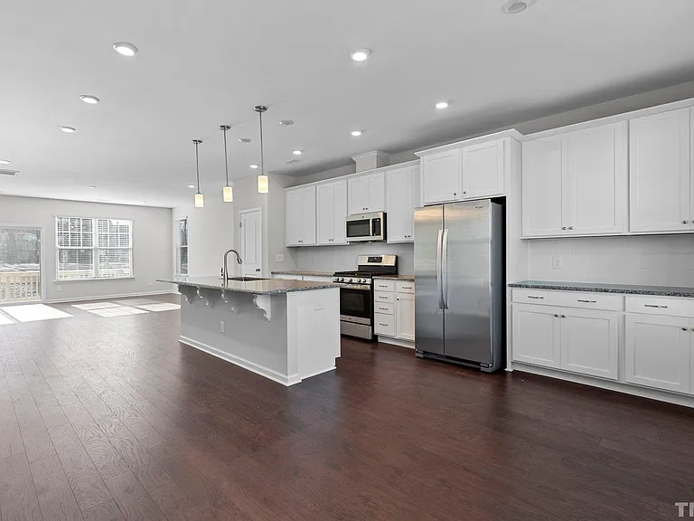 1206 Commack Dr — Photo 22