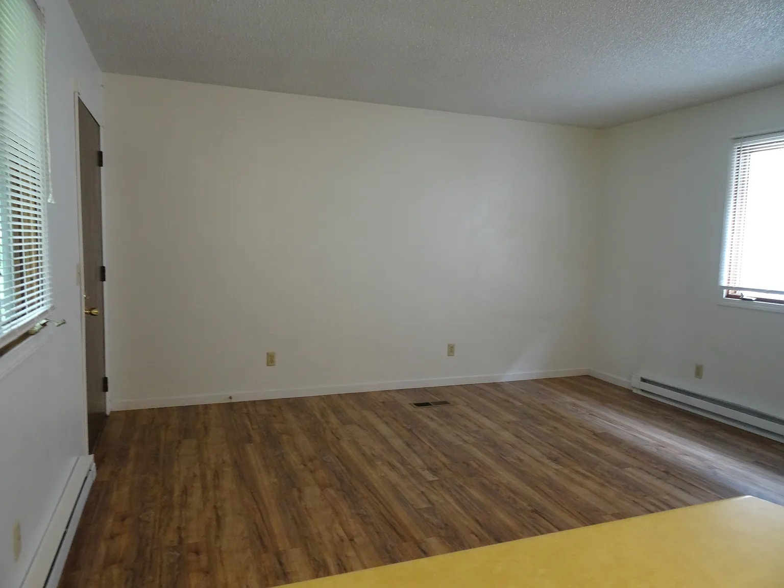 Studio, $850 — Photo 4
