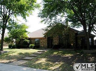 10220 Shadow Way, Dallas, TX 75243