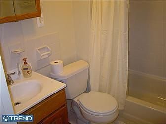 1st image of 5850 Woodcrest Ave