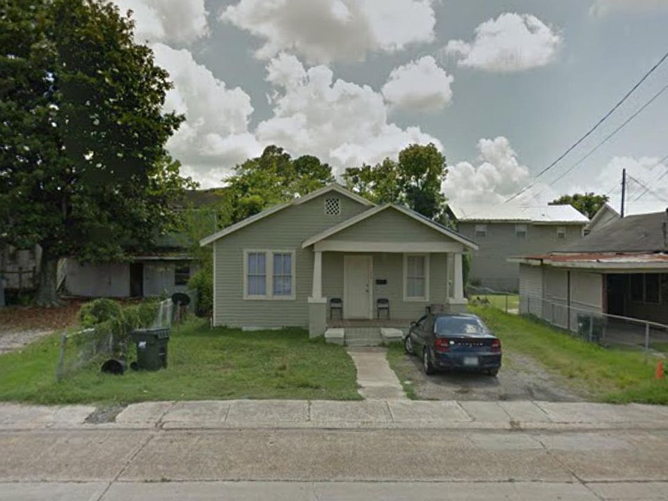 1st image of 130 E Washington St