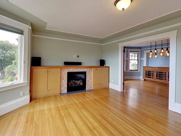 4th image of 174 Granville Way #1255R