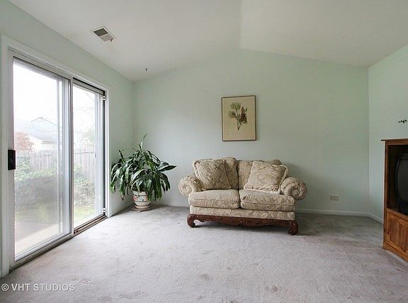 5th image of 1243 Huntington Dr