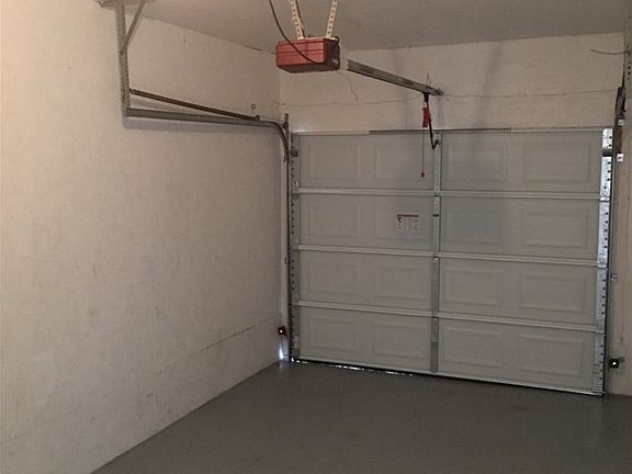 5th image of 1518 Old Oak Ln #1520