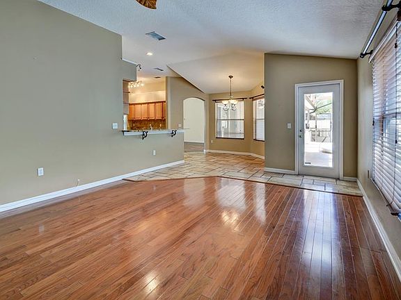 5th image of 234 Palmetto Springs St