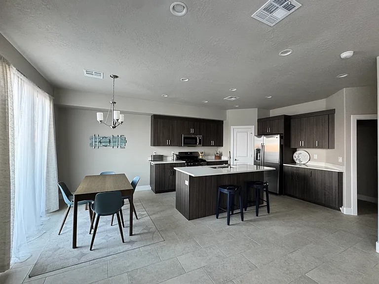 456 N 480 W — Photo 5