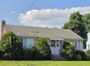 94 Lydall Rd, East Hartford, CT 06118