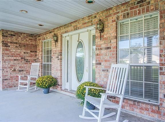 2nd image of 132 Viola Ct