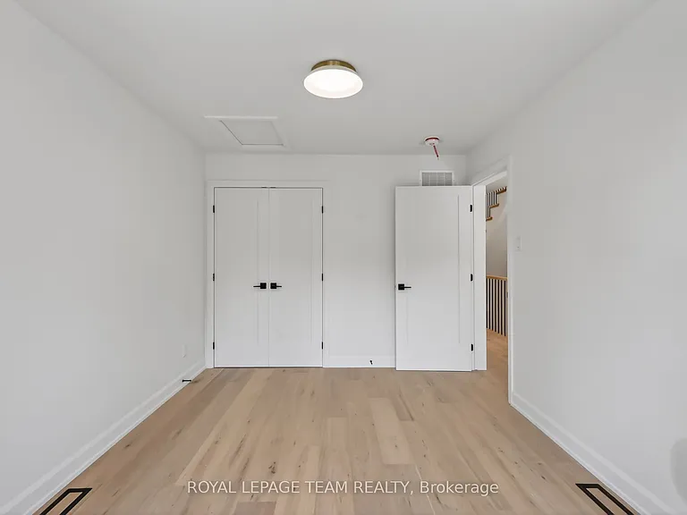 608 Tweedsmuir Ave #A — Photo 19