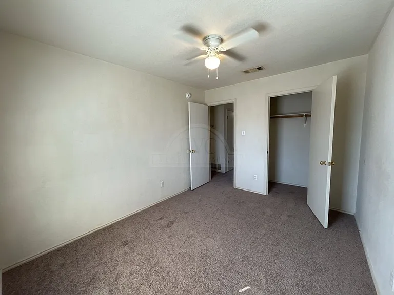 1702 Benttree Dr — Photo 14