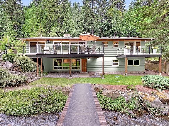 5th image of 3305 NE 180th St