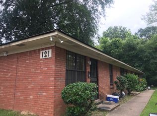 121 Claiborne Ave, Jackson, MS 39209